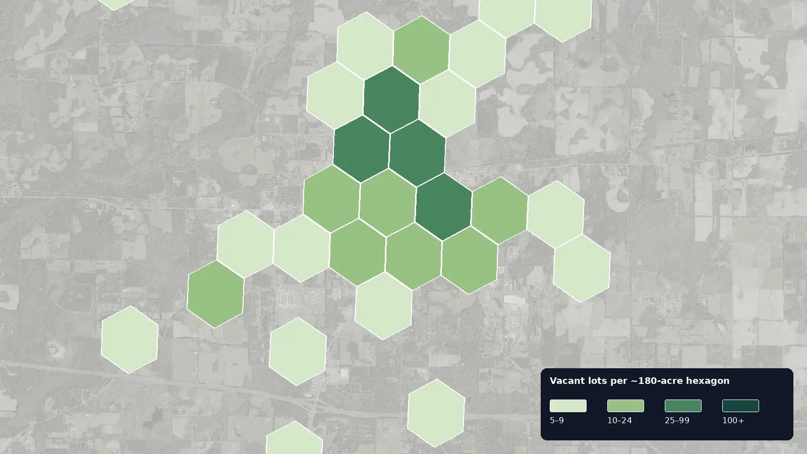 Map of where the vacant lots are in Chipley, Florida, shaded by how many vacant lots each hexagon holds