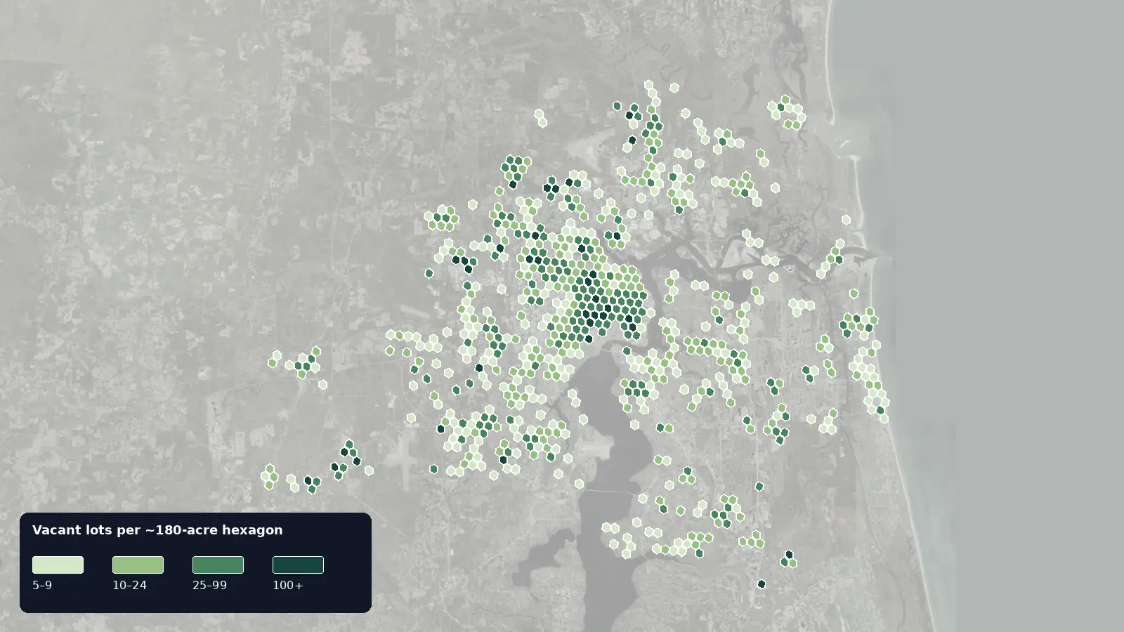 Map of where the vacant lots are in Duval County, Florida, shaded by how many vacant lots each hexagon holds