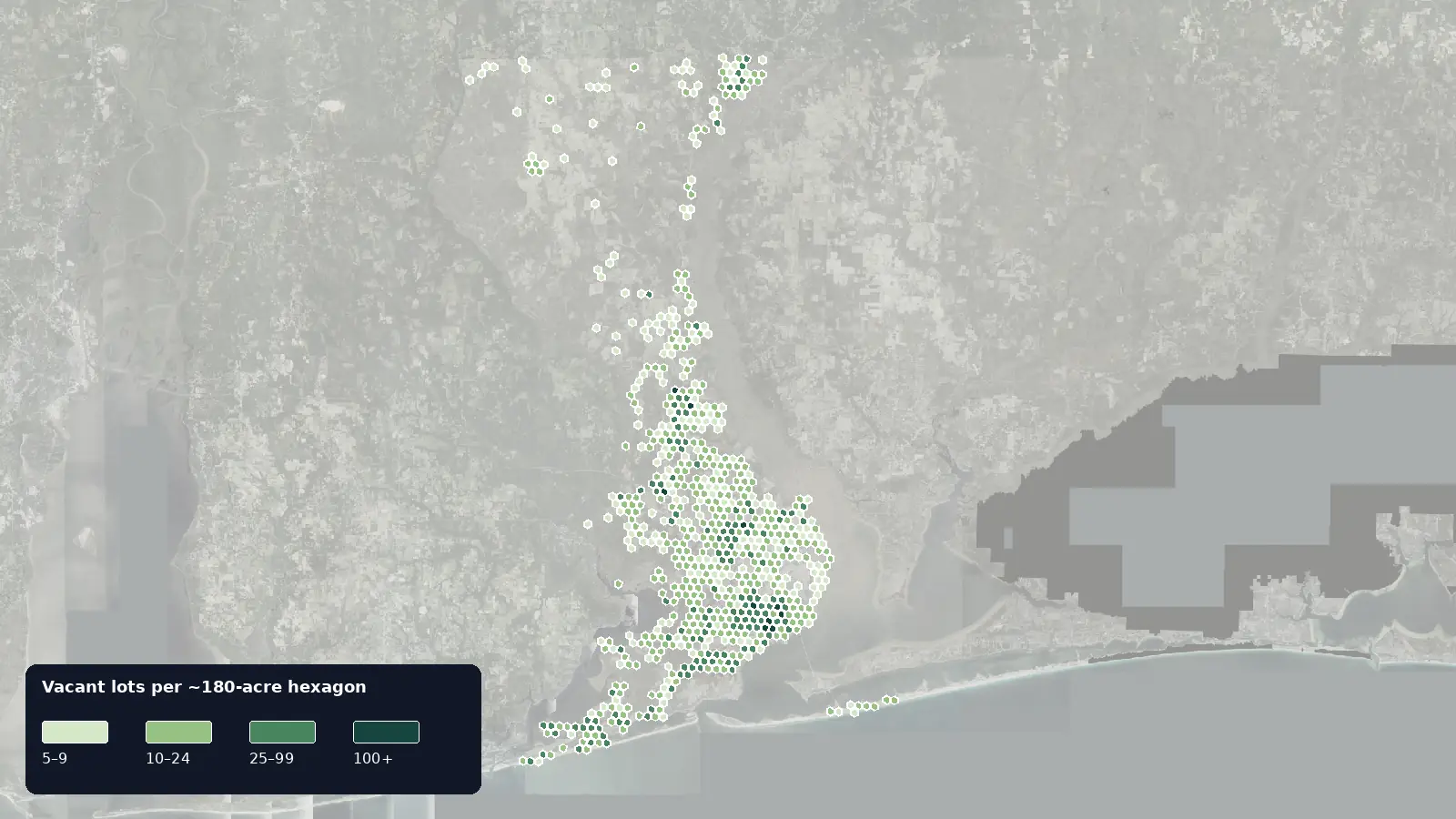 Map of where the vacant lots are in Escambia County, Florida, shaded by how many vacant lots each hexagon holds