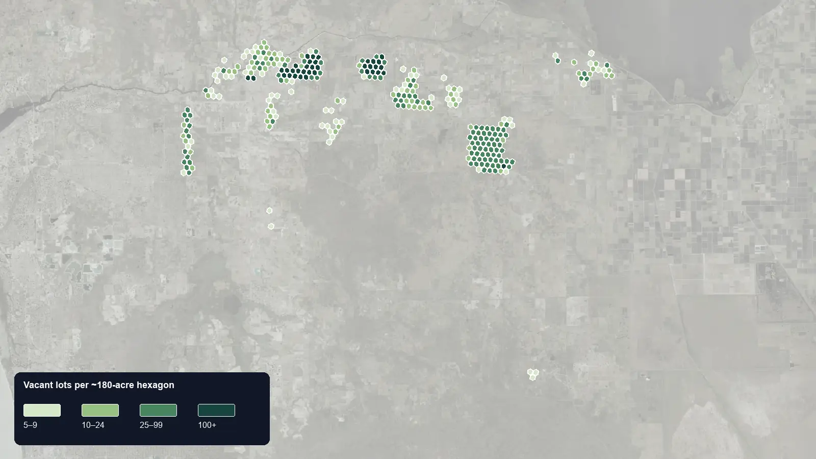 Map of where the vacant lots are in Hendry County, Florida, shaded by how many vacant lots each hexagon holds