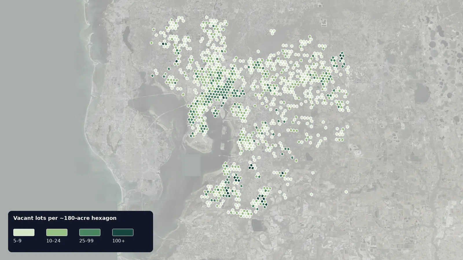 Map of where the vacant lots are in Hillsborough County, Florida, shaded by how many vacant lots each hexagon holds