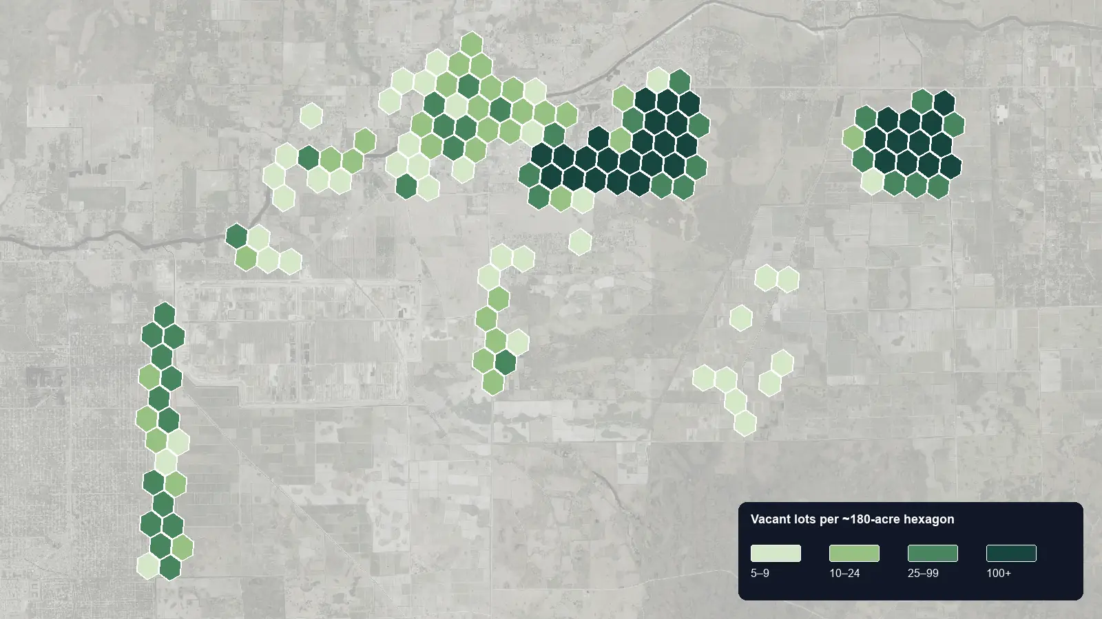Map of where the vacant lots are in LaBelle, Florida, shaded by how many vacant lots each hexagon holds