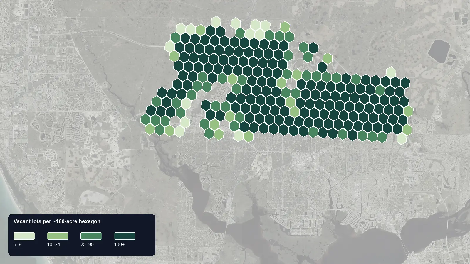 Map of where the vacant lots are in North Port, Florida, shaded by how many vacant lots each hexagon holds