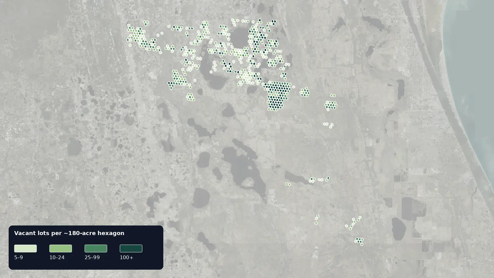 Map of where the vacant lots are in Osceola County, Florida, shaded by how many vacant lots each hexagon holds