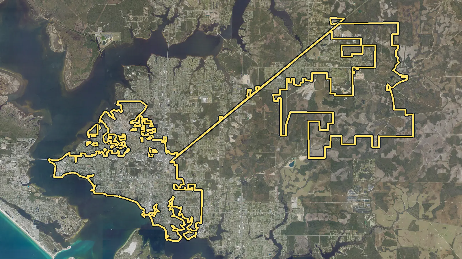 Aerial photo of Panama City, Florida, with the community's outline drawn on it