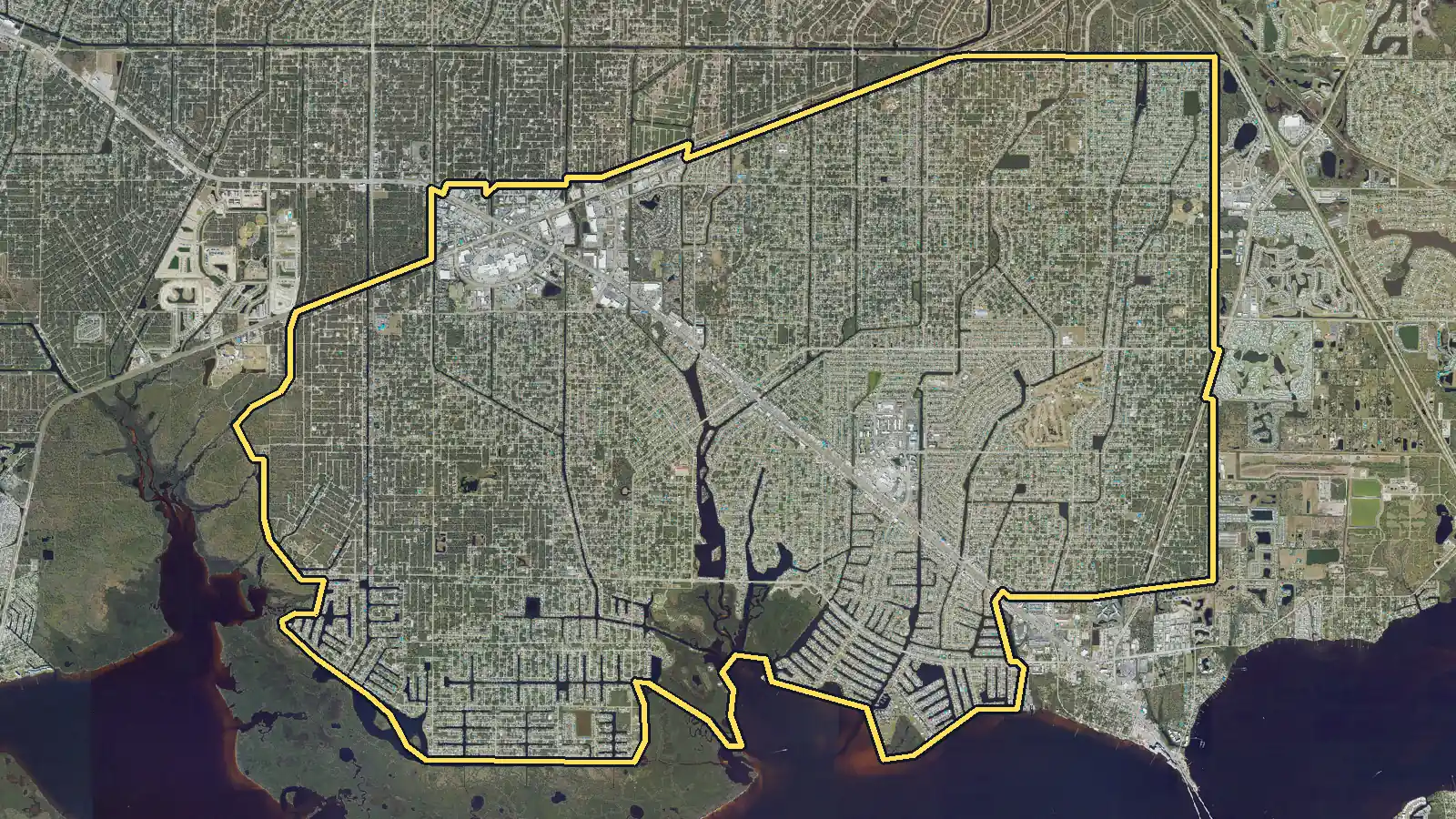 Aerial photo of Port Charlotte, Florida, with the community's outline drawn on it