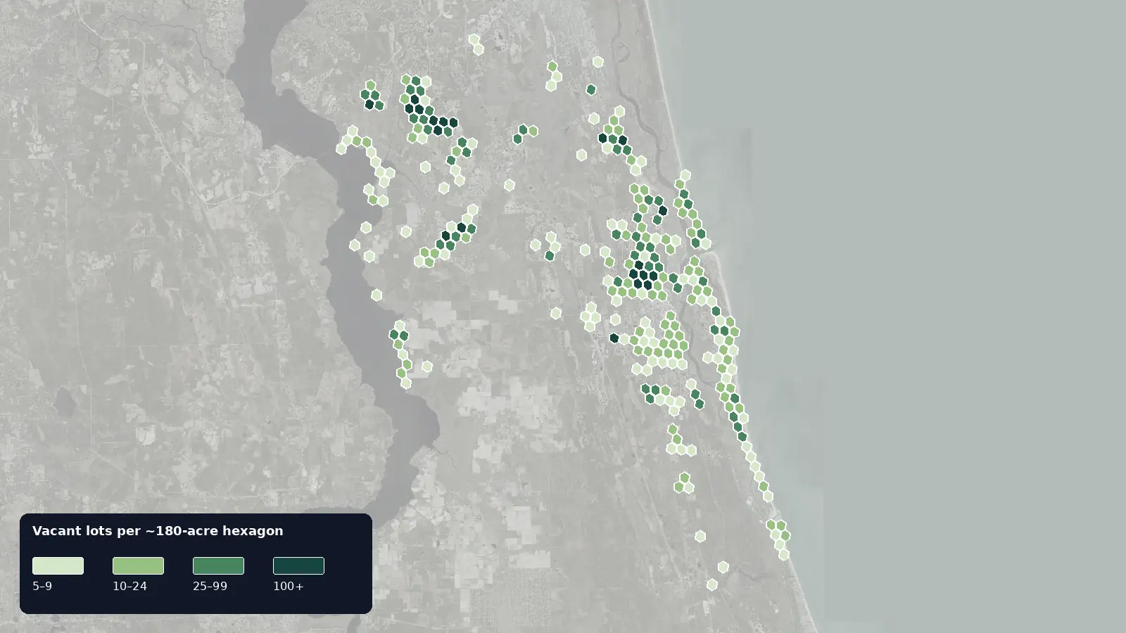 Map of where the vacant lots are in St. Augustine, Florida, shaded by how many vacant lots each hexagon holds