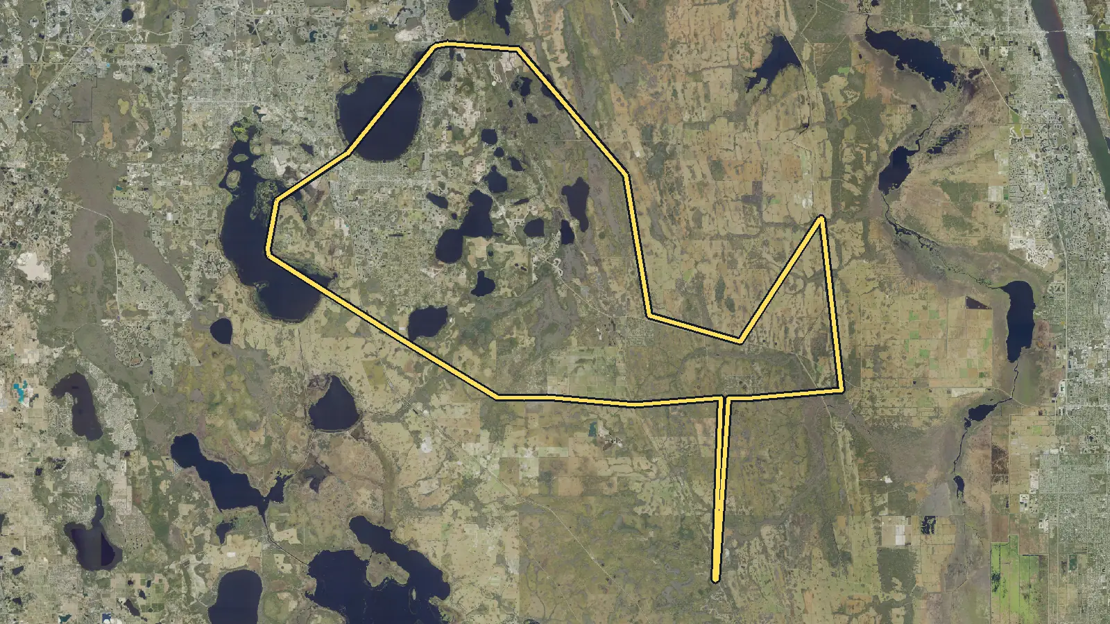 Aerial photo of St. Cloud, Florida, with the community's outline drawn on it