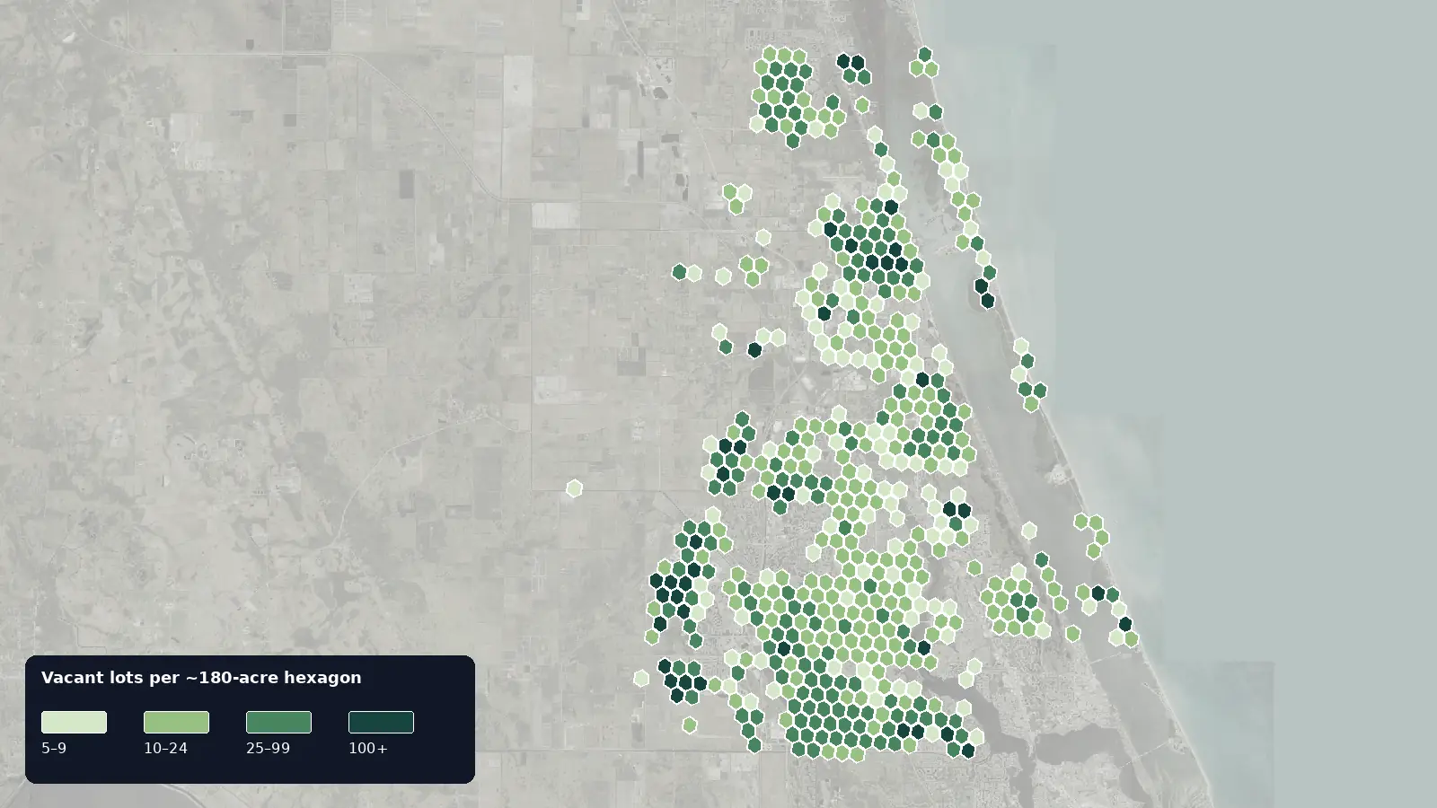 Map of where the vacant lots are in St. Lucie County, Florida, shaded by how many vacant lots each hexagon holds