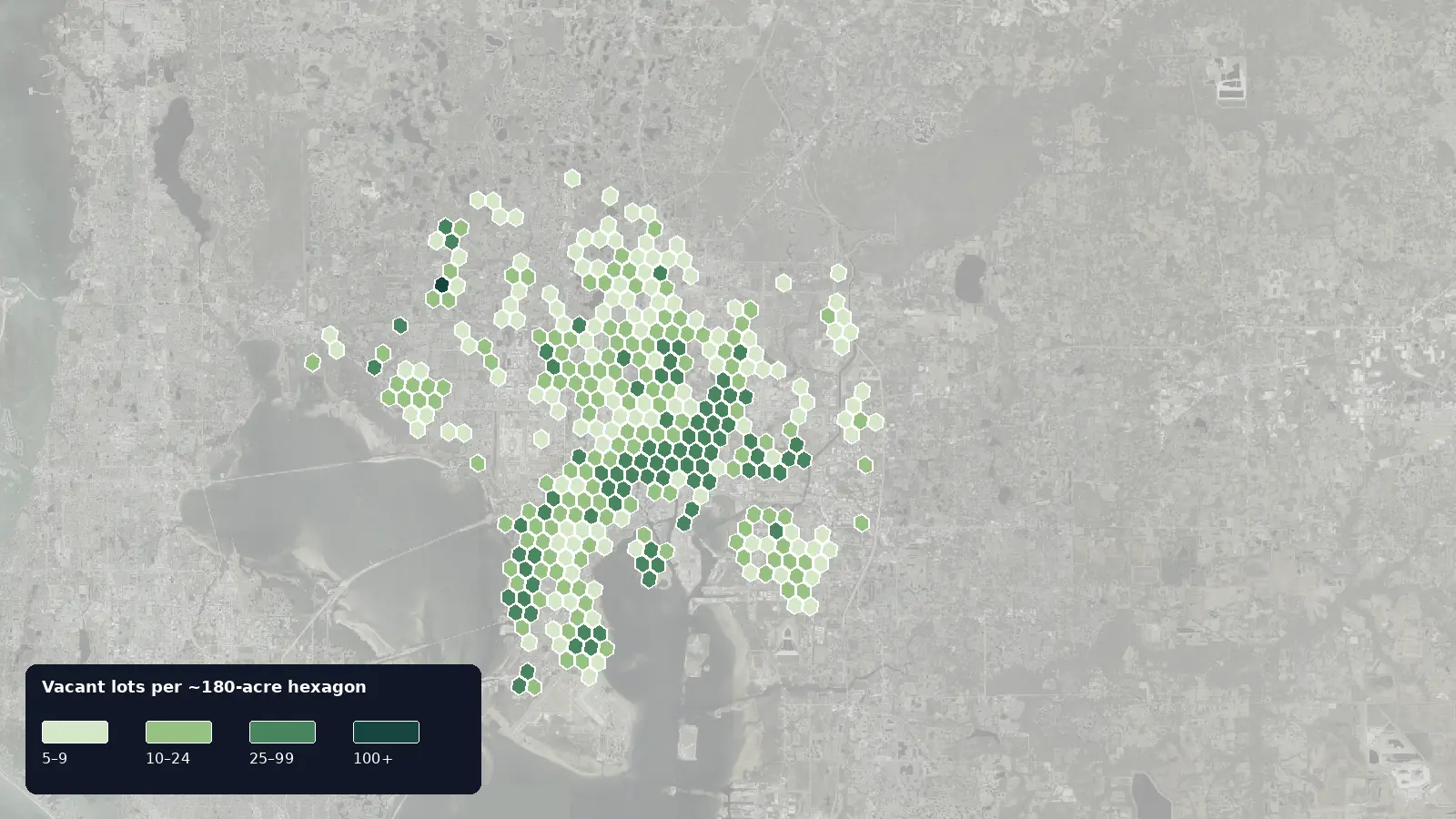 Map of where the vacant lots are in Tampa, Florida, shaded by how many vacant lots each hexagon holds